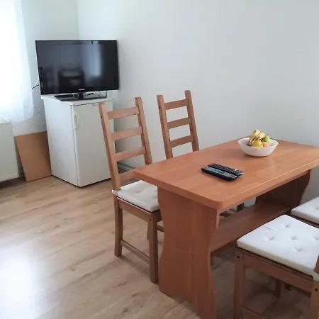 Πανσιόν Smrekovica